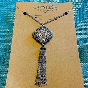 Silver and cubic zirconium necklace